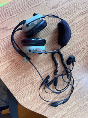 (MPN: 71483) David Clark Headset W/ M-1/DC Microphone