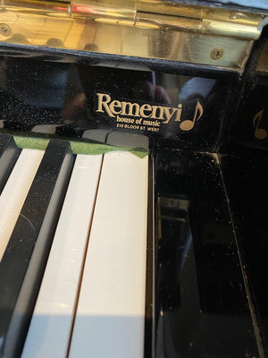 "Young Chang" U-116 Black Upright Piano