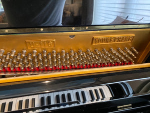 "Young Chang" U-116 Black Upright Piano