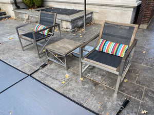2 Outdoor Kingsley Bate 'Ibiza' Teak Club Chairs + Side Table