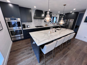 Luxury Custom Made Kitchen, Countertops, Millwork & Appliances (*Less than 3 years old)