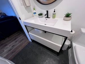 39" Vanity with P-Trap- Single Sink- White and Black Metal (*Retail $805.50)