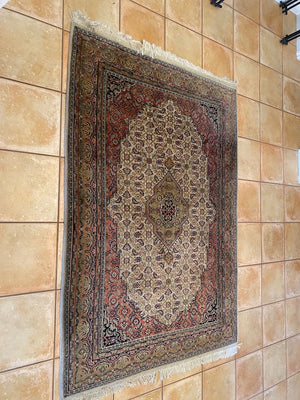 100% Wool Persian Rug- 6ft x 4ft