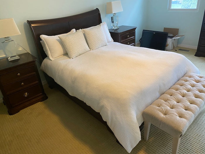 "Mobilier Furniture" Queen Bed Frame