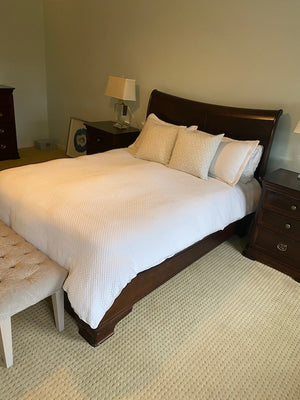 "Mobilier Furniture" Queen Bed Frame