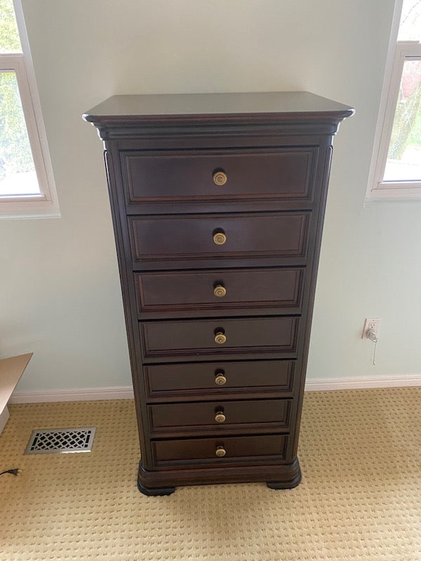 "Mobilier Furniture" Tall Chest of Drawers