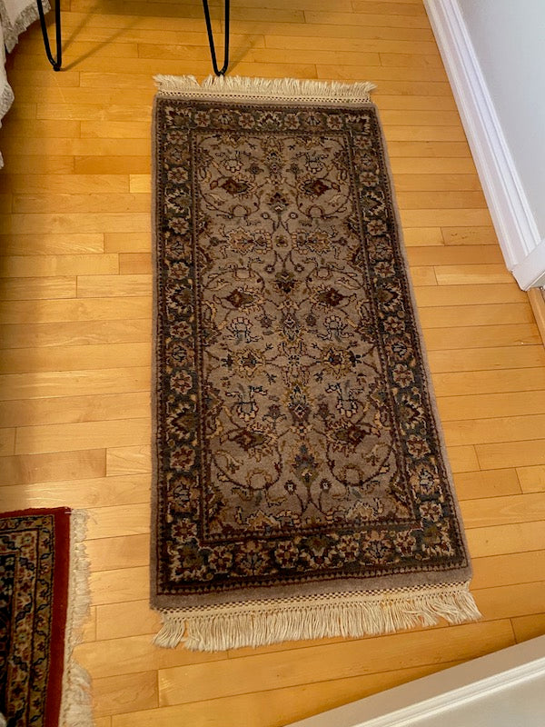 ELTE 100% Wool Rug, Handmade in India-  4.5ft x 2ft