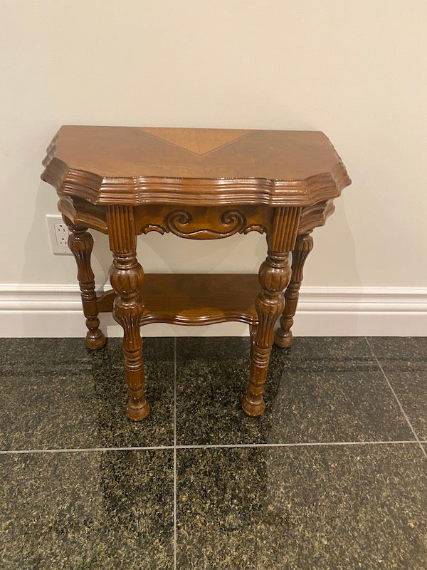 Small Traditional Style Accent Table
