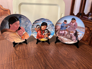 3 Nori Peter Collector Plates
