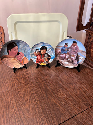 3 Nori Peter Collector Plates