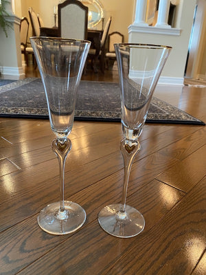 2 Champagne Glasses with Gold Trim