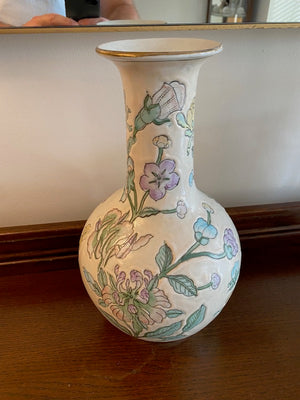 Oriental Vase, Made in Macau