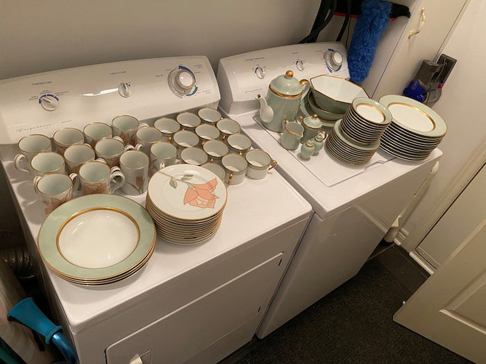 Fitz & Flloyd- "Renaissance" & "Fleur de Paris" Combined Lot