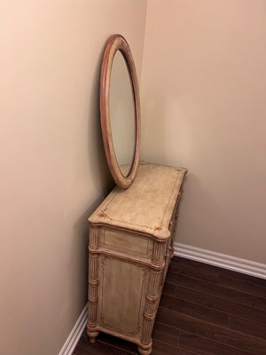 Stein World Accent Chest + Oval Mirror