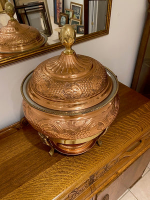 Large Copper Chafing Dish (*LIKE NEW)