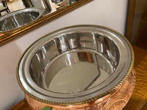 Large Copper Chafing Dish (*LIKE NEW)