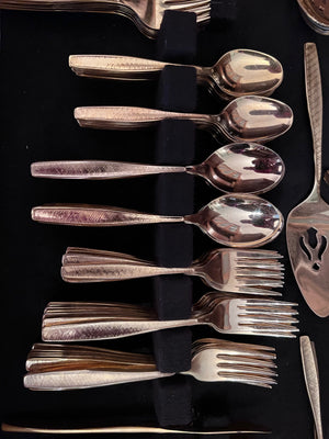 Rogers Cutlery Co. 'Spring Garden' Gold Stainless Flatware Set