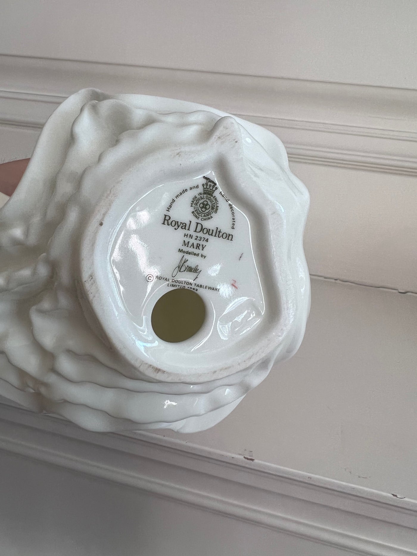 Royal Doulton Figurine Mary Sell My Stuff Canada Canada's Content