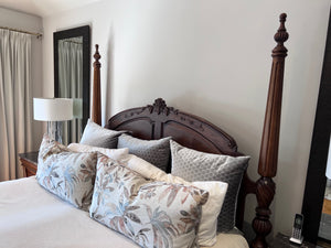 "Laura Ashley Home" King Four Poster Bed