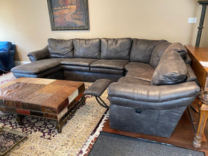 La Z Boy Grey Leather 'Devon' Sectional Sofa (*only 6 months old)