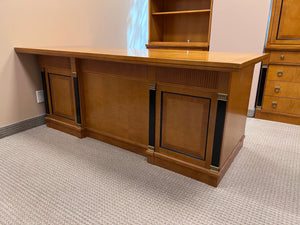'Leda Office Furniture' Executive Desk