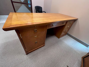 'Leda Office Furniture' Executive Desk