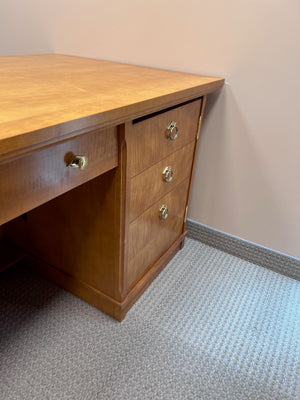 'Leda Office Furniture' Executive Desk
