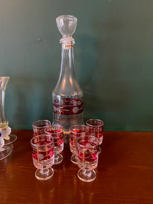 Decanter + 6 Shot Glasses