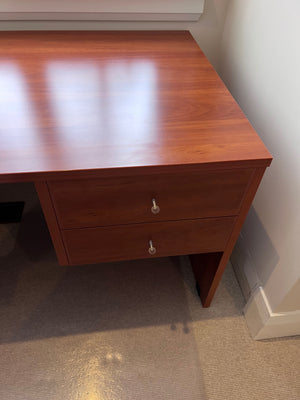 Neoset Desk