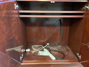 'KP Manufacturers' Large Wall Unit
