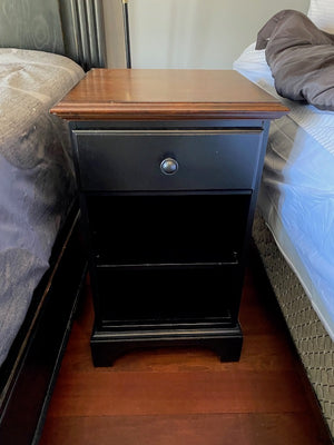 'Bassett' Nightstand