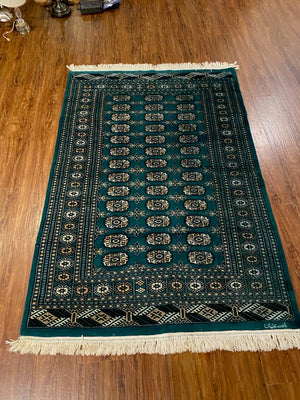 100% Wool Green Pakistani Bokhara Rug