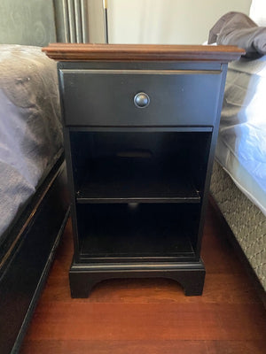 'Bassett' Nightstand
