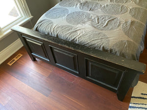 Thomasville "Urban Retreat" Black, Distressed Wood Queen Bed Frame
