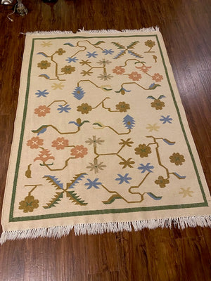 Thin Profile Cream Patterned Rug