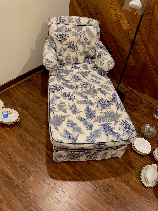 Leaves Print, Blue & White Upholstered Chaise