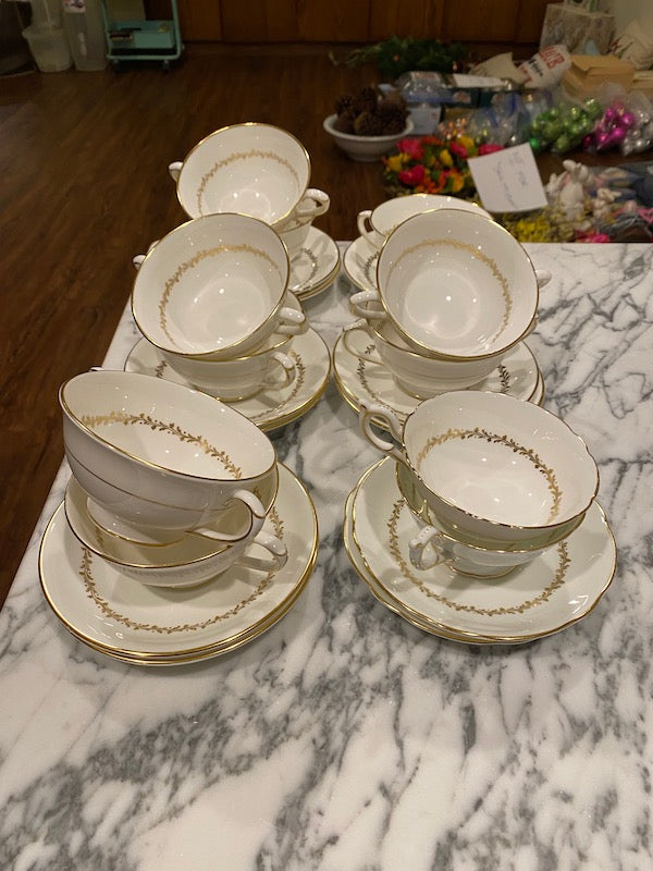 11 Coalport "Coronet" Cups & Saucers