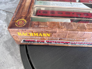 Bachmann Harry Potter and the Sorcerer's Stone, Hogwarts Express HO/OO Scale Electric Train Set