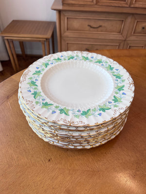 11 Royal Crown Derby Medway/Burford A814 Dinner Plates