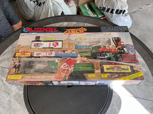 Lionel Lionelville Circus Special Electric Train Set 1990-  027 Gauge