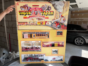 Bachmann Emmett Kelly Jr. Circus Train The Ringmaster, G Scale