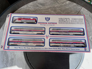 IHC Freedom Express Passenger Car Train Set, with Ronald Reagan Commemorative Car