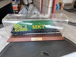 Lionel 6-18558 Missouri, Kansas & Texas GP-7 Diesel Engine w/Display Case