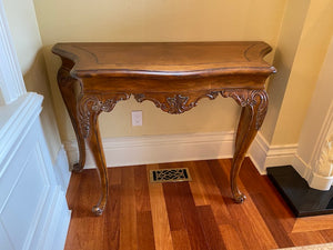 Beautiful Wood Console Table with Clawed Feet