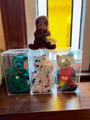 Beanie Babies in Display Cases Lot (RARE)