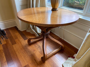Oval Shaped Wood Accent table with ornate base