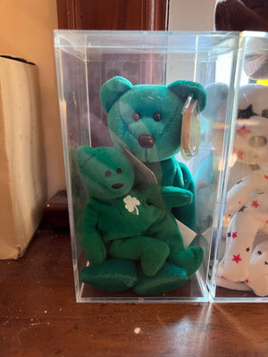 Beanie Babies in Display Cases Lot (RARE)