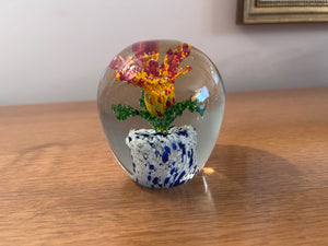 Beautiful Art Glass Paperweight