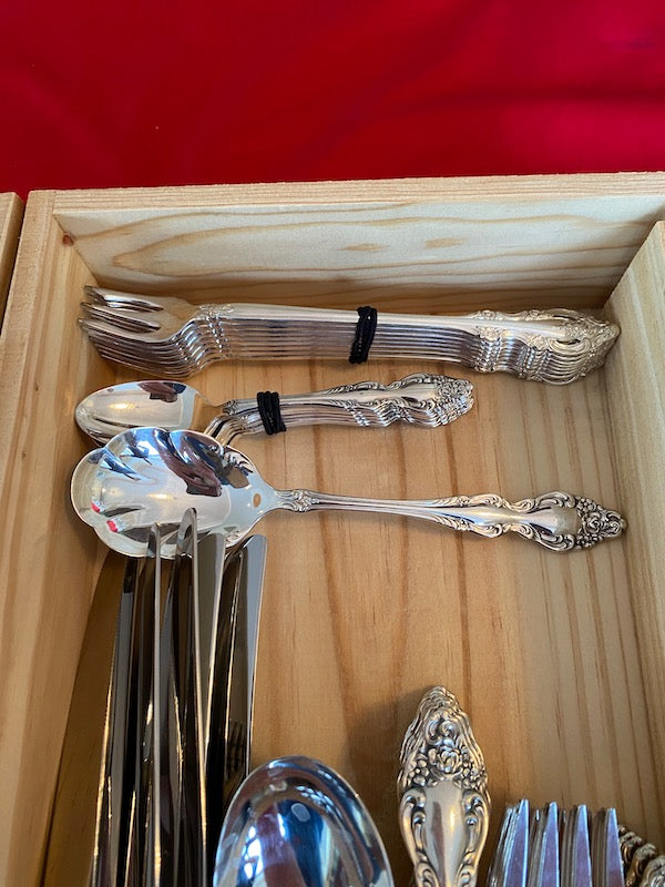 Baroque Rose 1881 Rogers Silverplate by Oneida Flatware Lot Service for 8