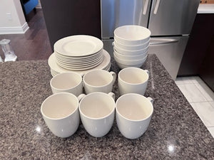 'Wholehome' Dinnerware Lot